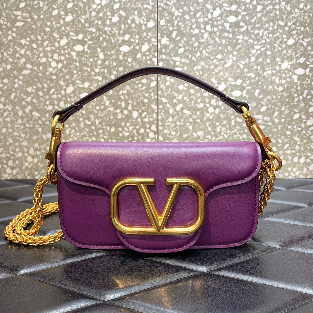 HOT SALE VALENTINO LOCÒ SMALL SHOULDER BAG IN CALFSKIN