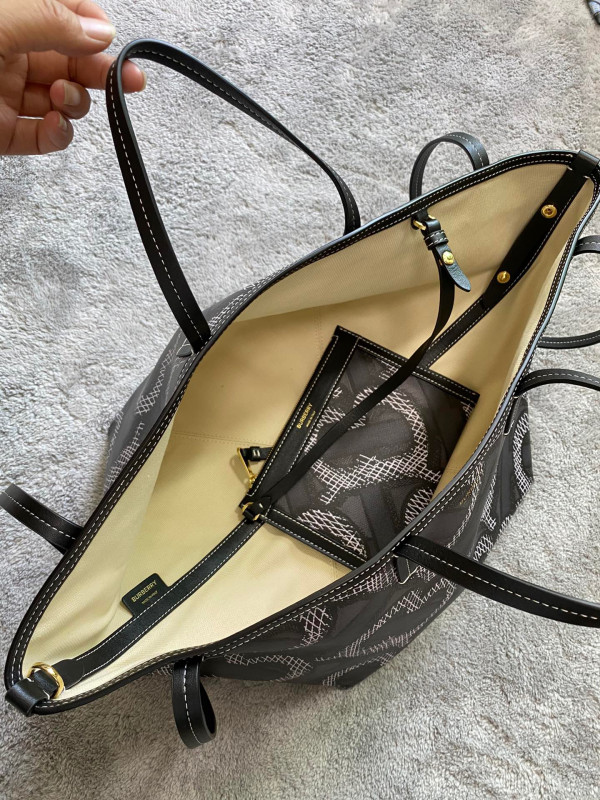 HOT SALE BURBERRY TOTE