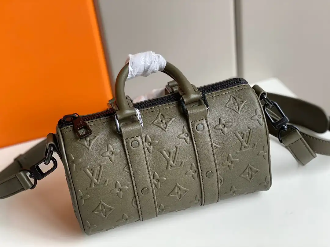 First bag ru LOUIS VUITTON KEEPALL XS