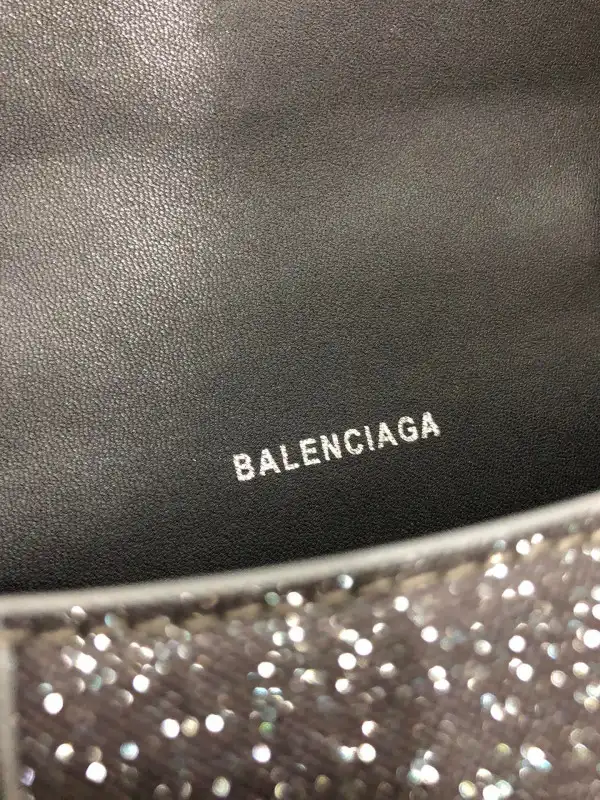 Frstbag ru BALENCIAGA HOURGLASS