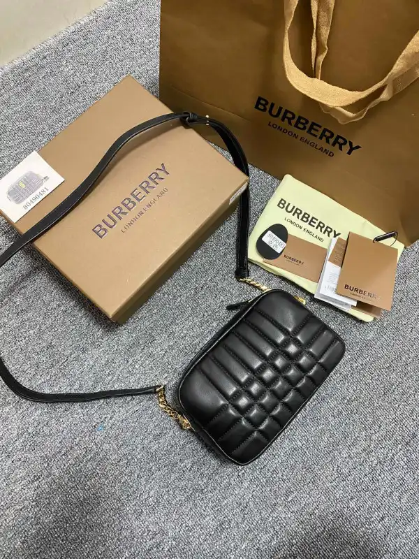 Yupoo bagsoffer BURBERRY MINI Lola Camera Bag