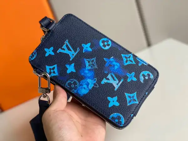 Cheap LOUIS VUITTON PHONE POUCH