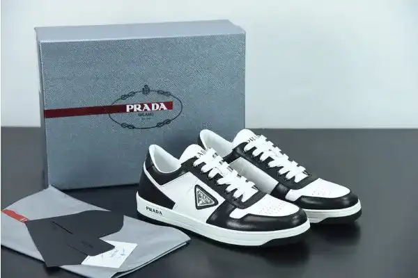 Frstbag ru PRADA  sneakers