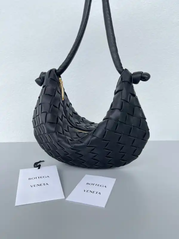 BOTTEGA VENETA Turn