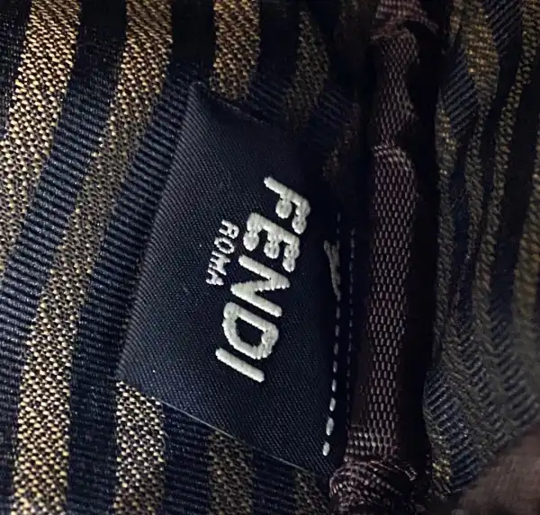 Frstbag ru FENDI MINI HANDBAG