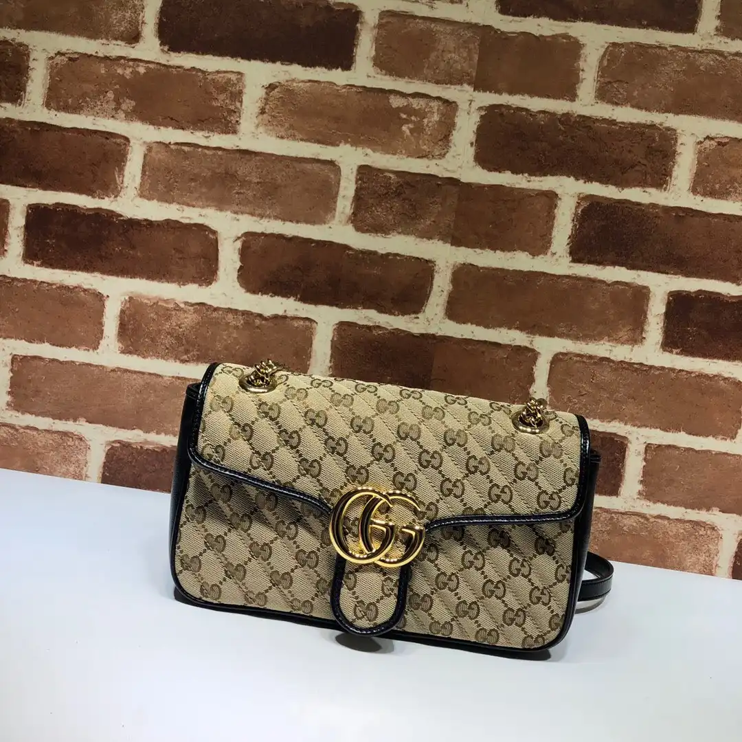 GUCCI GG Marmont small shoulder bag