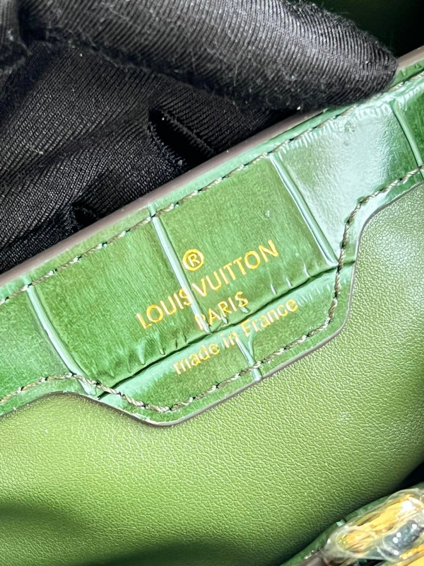 HOT SALE LOUIS VUITTON CAPUCINES BB