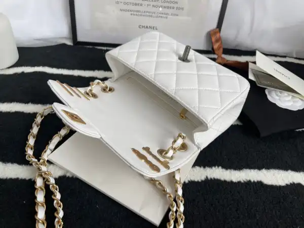 CHANEL FLAP BAG