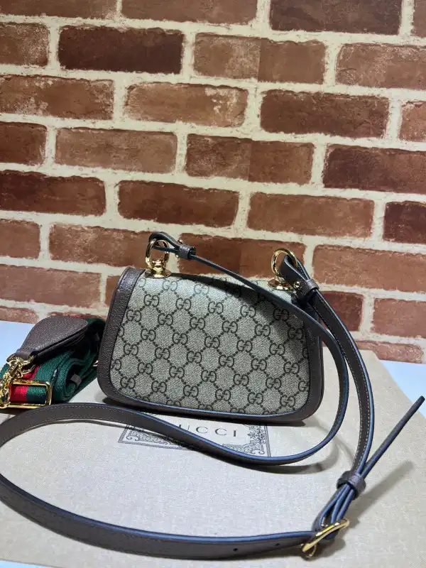 Bagsoffer Gucci Blondie mini bag