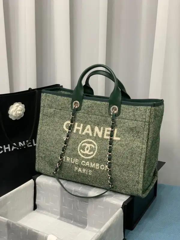 CHANEL SHOPPING BAG