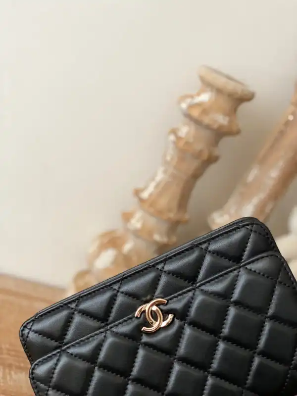 CHANEL WALLET