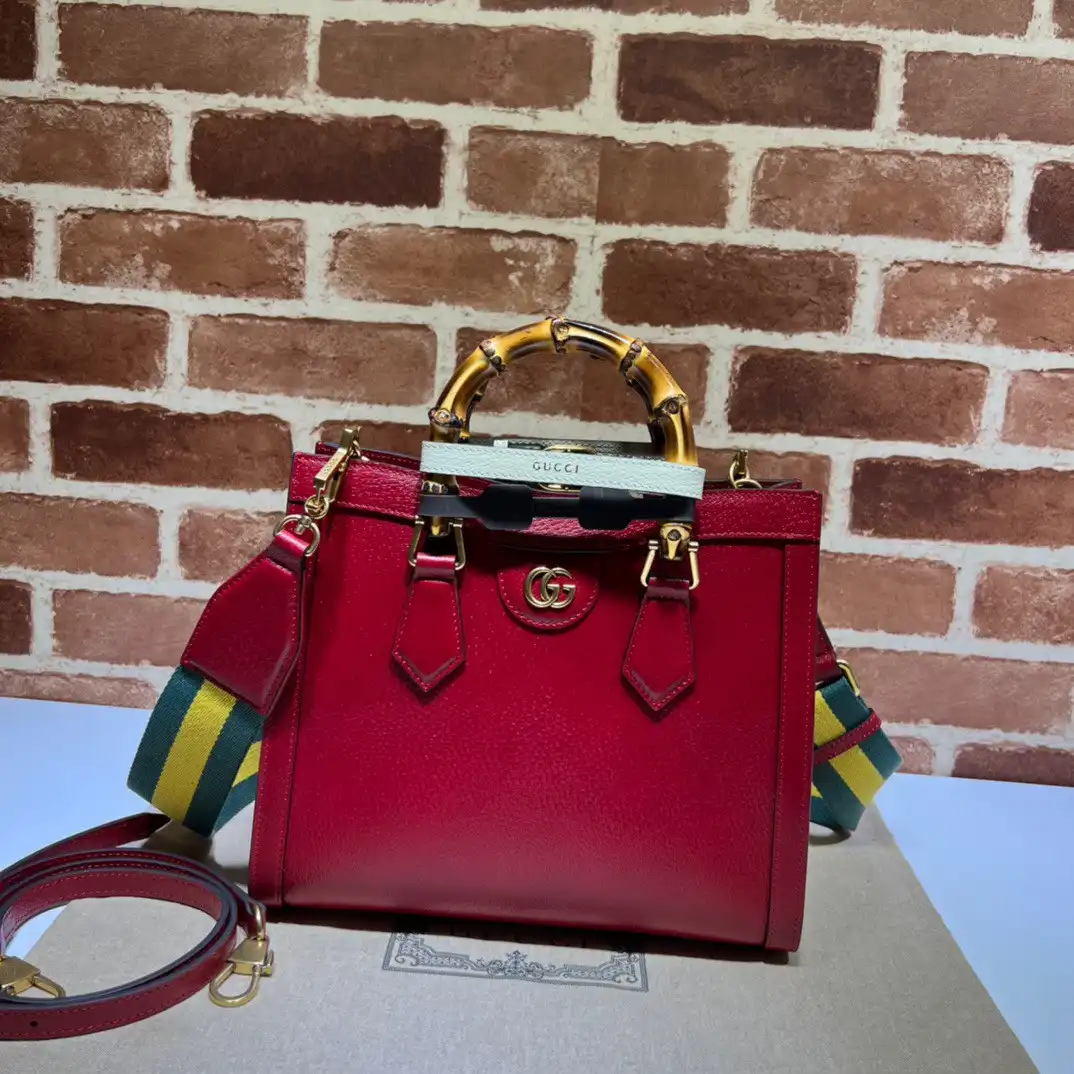 Frstbag ru GUCCI Diana small tote bag