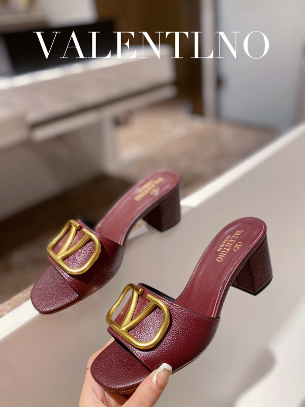 HOT SALE VALENTINO VLOGO SIGNATURE SLIDE SANDAL