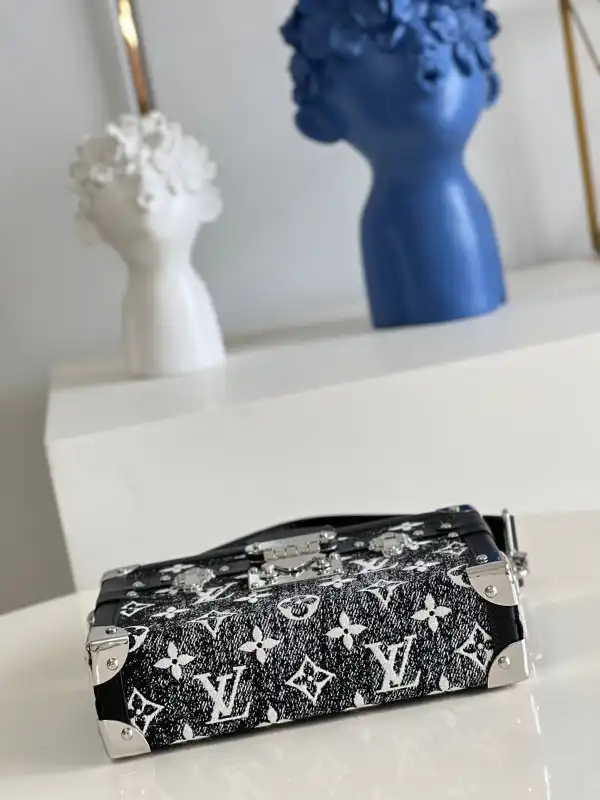 Frstbag ru LOUIS VUITTON PETITE MALLE