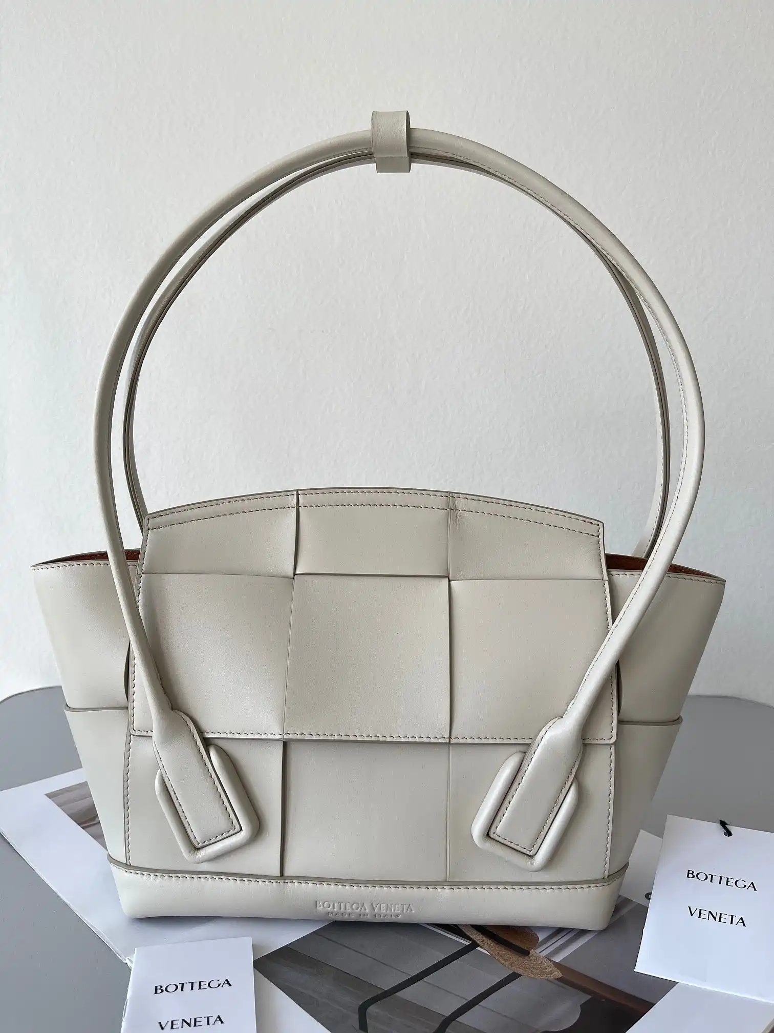 Frstbag ru BOTTEGA VENETA ARCO