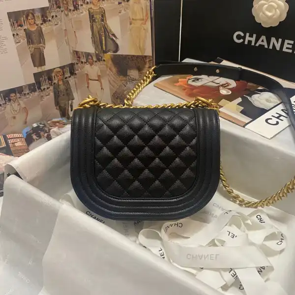 Frstbag ru CHANEL SMALL BOY  MESSENGER BAG