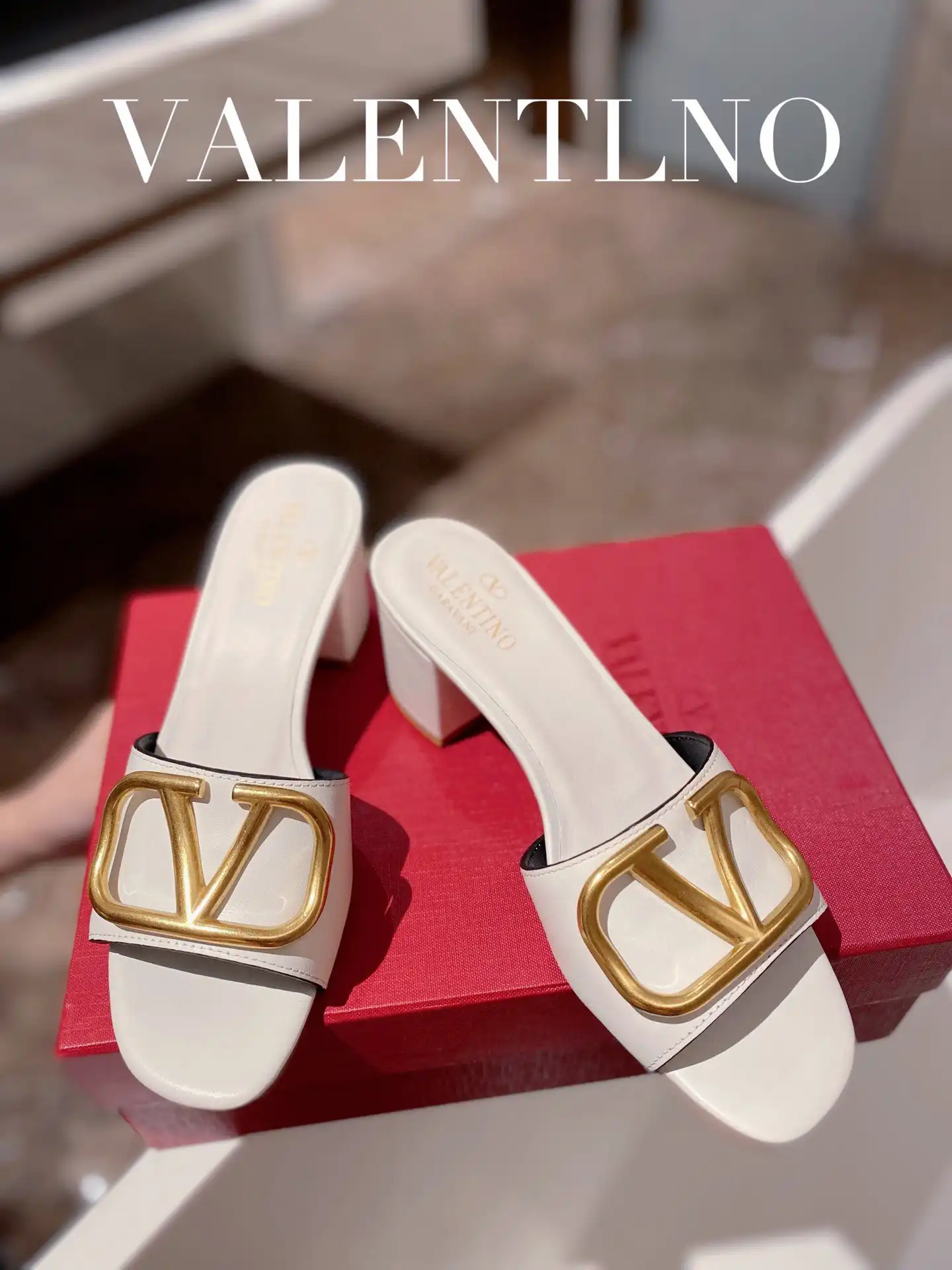 Frstbag ru VALENTINO VLOGO SIGNATURE SLIDE SANDAL