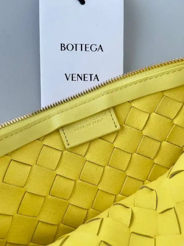 Bagsoffer BOTTEGA VENETA Turn