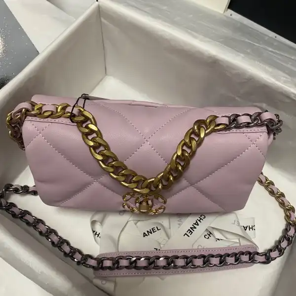 CHANEL 19 FLAP BAG