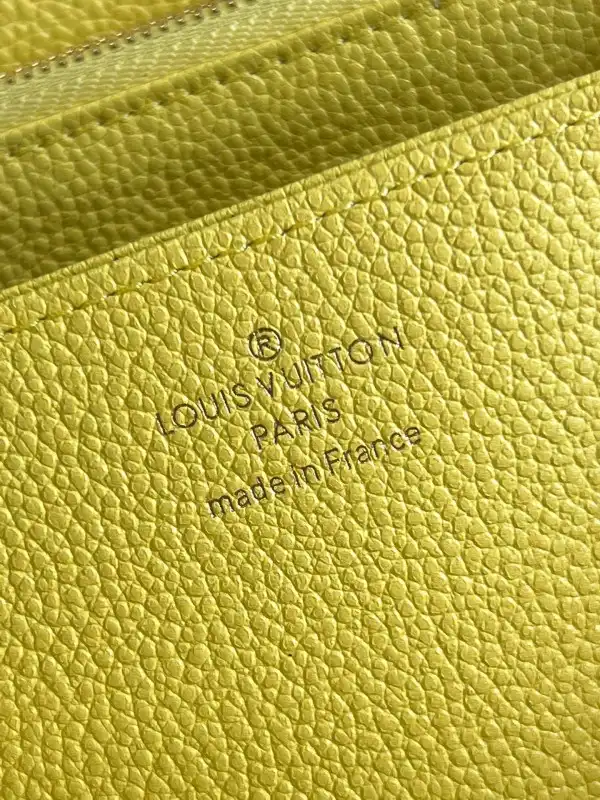 TO Louis Vuitton ZIPPY Wallet