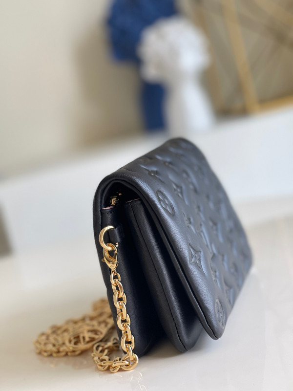 HOT SALE LOUIS VUITTON POCHETTE COUSSIN