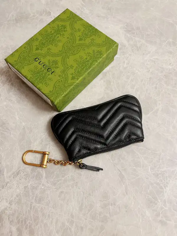 Gucci GG Marmont matelassé key case