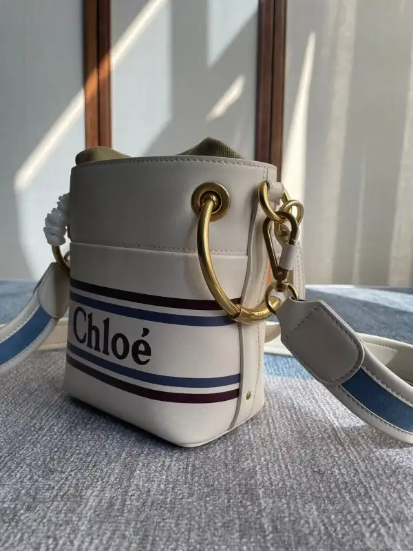 CHLOÉ ROY BUCKET BAG