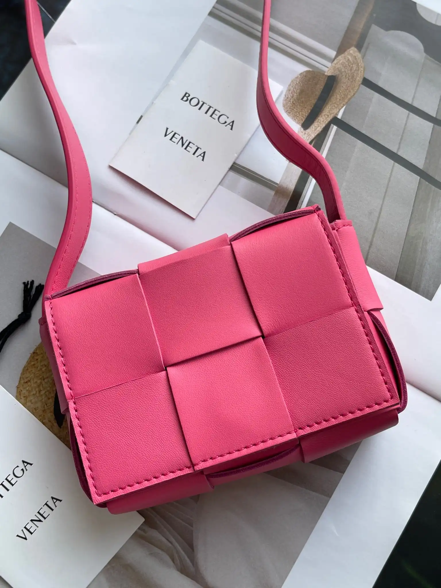 BOTTEGA VENETA Candy mini Cassette-12*8*4cm