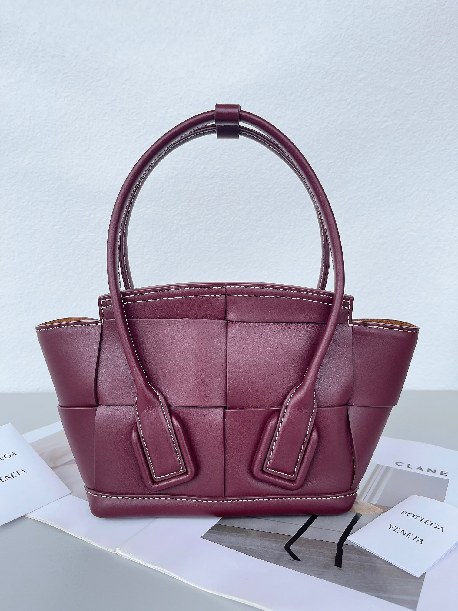 HOT SALE BOTTEGA VENETA MINI ARCO