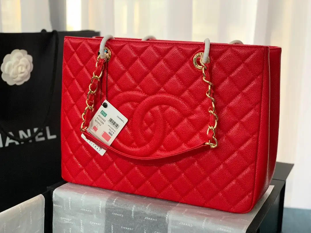 Firstbag Ru CHANEL TOTE BAG