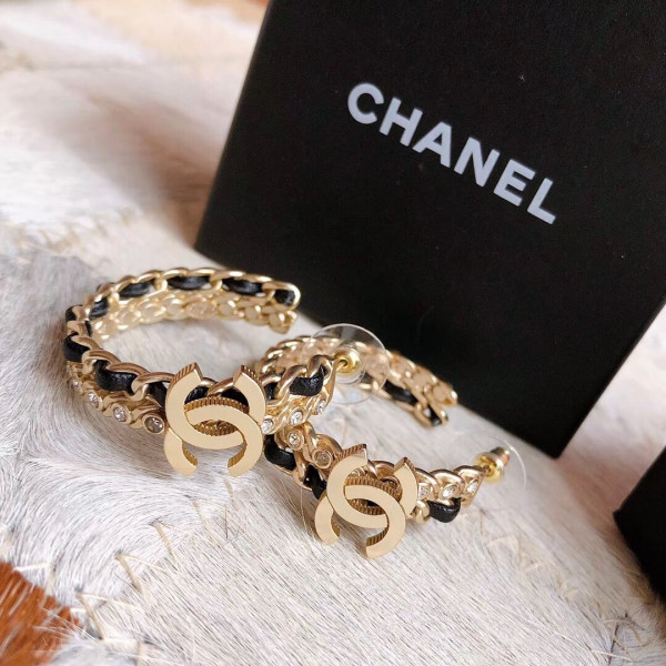 HOT SALE CL EARRING 2020