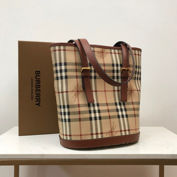 BURBERRY Tote Bag