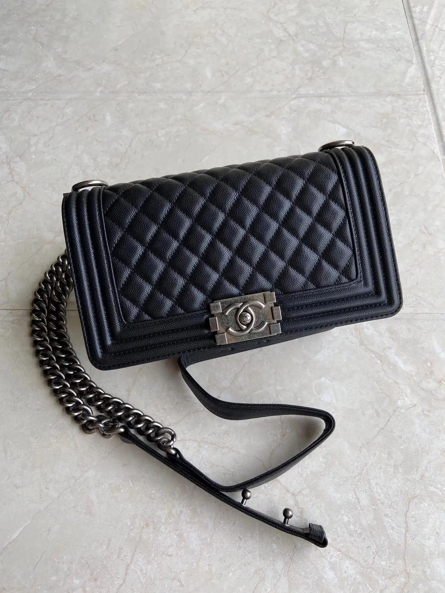 CHANEL BOY BAG 20CM 25CM