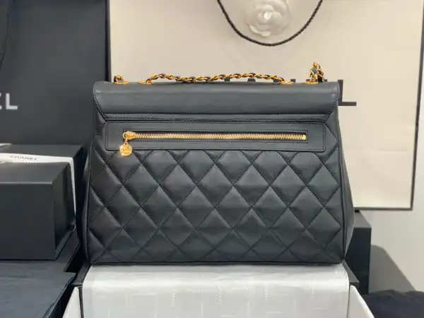 CHANEL FLAP BAG LAMBSKIN