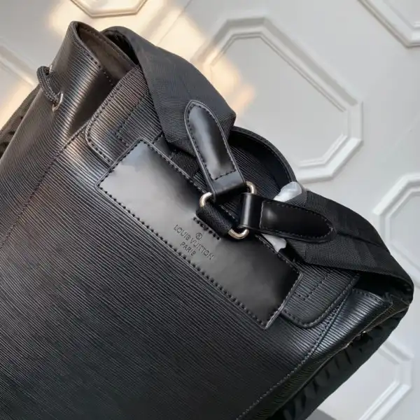 LOUIS VUITTON CHRISTOPHER PM