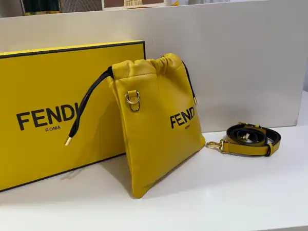 First Bag Ru FENDI PACK SMALL POUCH