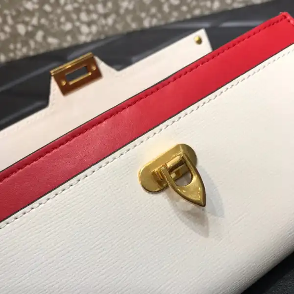 Frstbag ru VALENTINO ROCKSTUD WALLET