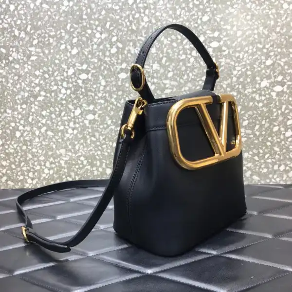 Frstbag ru Valentino VLOGO SIGNATURE