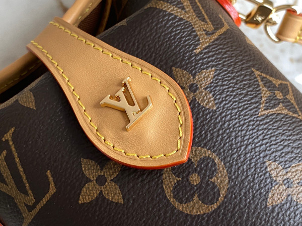 HOT SALE LOUIS VUITTON FOLD ME POUCH