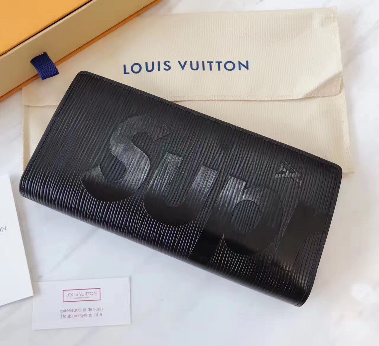 HOT SALE Louis Vuitton Supreme wallet