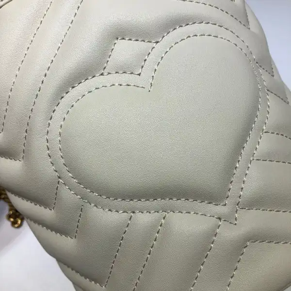 Firstbag Ru GUCCI GG Marmont mini bucket bag