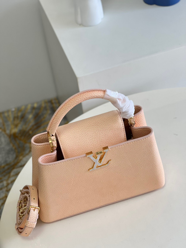 HOT SALE LOUIS VUITTON CAPUCINES BB