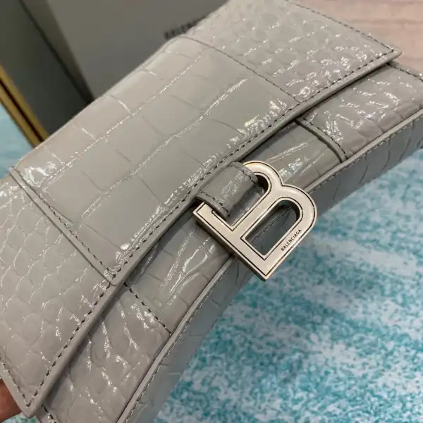 Frstbag ru BALENCIAGA  HOURGLASS CHAIN BAG