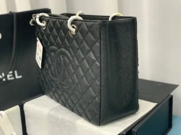 CHANEL TOTE BAG