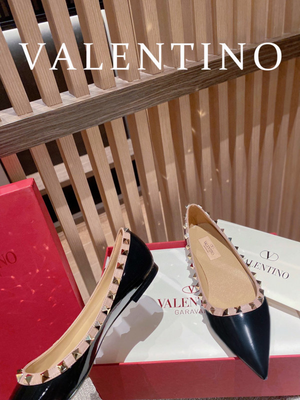 HOT SALE VALENTINO ROCKSTUD FLAT