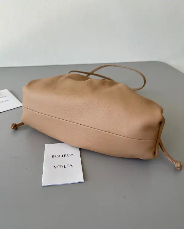 BOTTEGA VENETA MINI POUCH