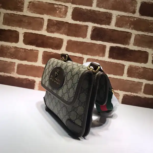 First bag ru Gucci GG mini Messenger Bag