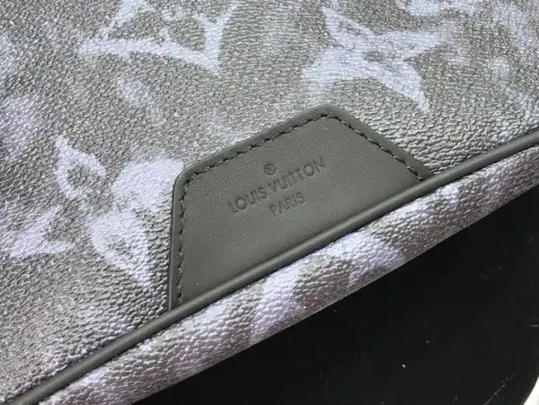 Frstbag ru LOUIS VUITTON DISCOVERY BUMBAG