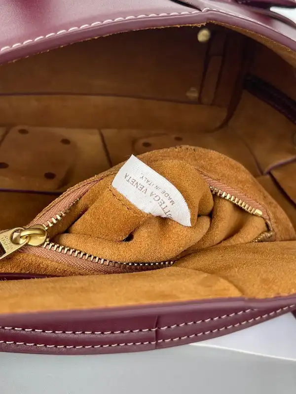 BOTTEGA VENETA MINI ARCO