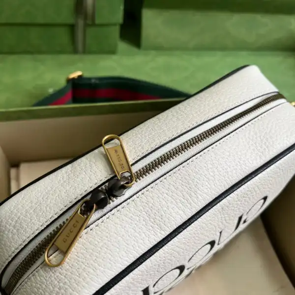 Bagsoffer Adidas x Gucci small shoulder bag